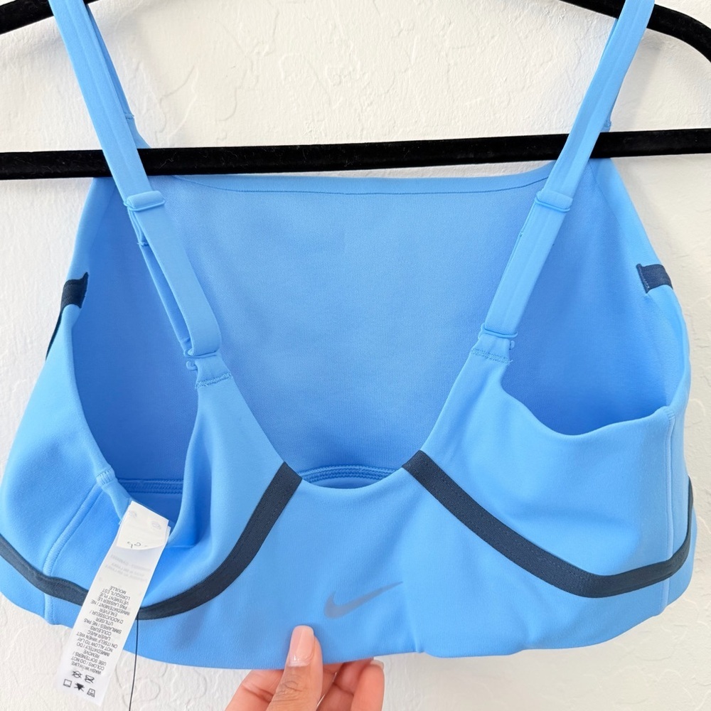 Nike Women's Light Blue Sports Bra - Picture 5 of 9